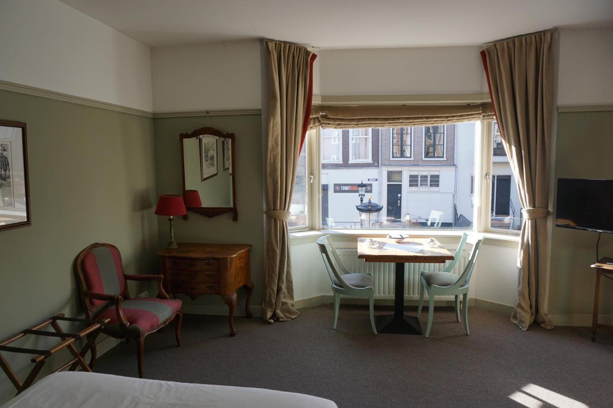 Logement Petit Beijers Hotel Utrecht Bilik gambar