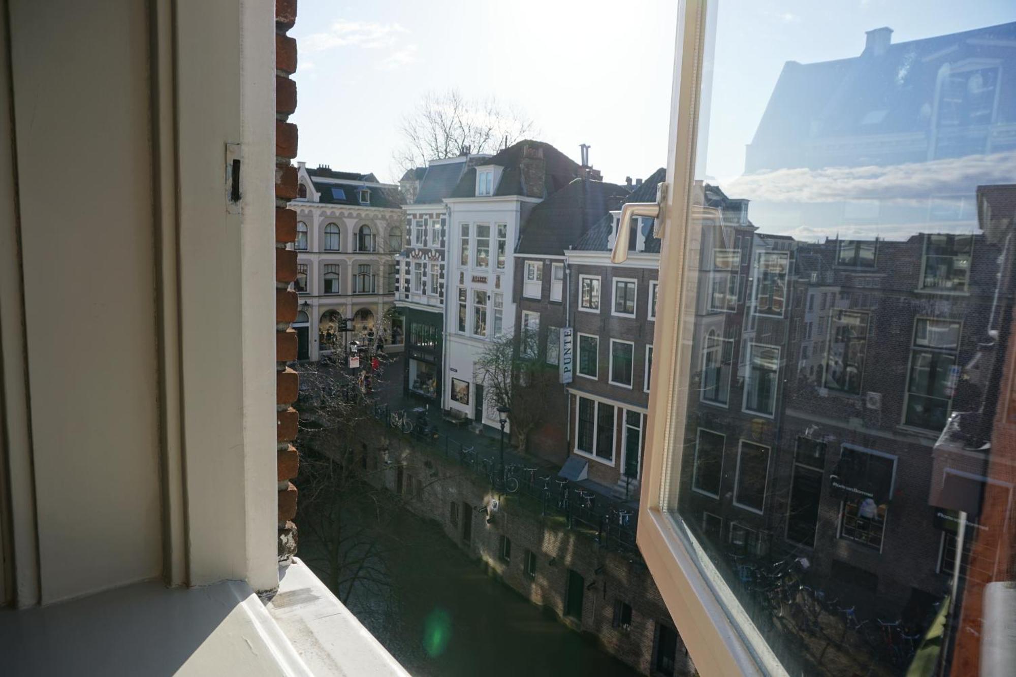 Logement Petit Beijers Hotel Utrecht Bilik gambar